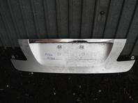 Накладка двери багажника Lexus LS III 2000 - 2006