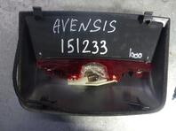 Фонарь задний (стоп сигнал) Toyota Avensis II 2003 - 2008