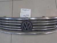 Решетка радиатора Volkswagen Phaeton c 2002 г.