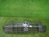 Решетка радиатора Volkswagen Transporter T6 c 2015 г.