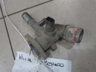 Фланец двигателя системы охлаждения Kia Cerato II 2008 - 2013