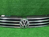 Решетка радиатора Volkswagen Touareg II 2010 - н.в.
