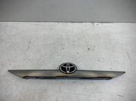 Накладка крышки багажника Toyota Camry VII [XV50] 2011 - 2018