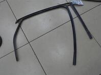 Уплотнитель стекла двери Ford Focus II 2005 - 2011