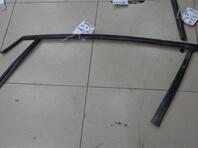 Уплотнитель стекла двери Ford Focus II 2005 - 2011