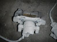 Суппорт передний правый Ford Focus II 2005 - 2011