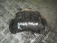 Суппорт передний правый Ford Fusion 2002 - 2012