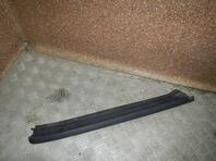 Молдинг стекла лобового Jeep Commander 2005 - 2010