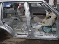 Боковина правая Land Rover Discovery III 2004 - 2009