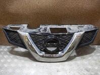 Решетка радиатора Nissan X - Trail (T32) c 2014 г.