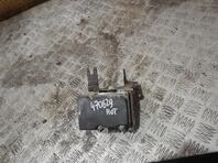 Блок ABS (насос) Nissan Note I [E11] 2005 - 2013
