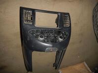 Панель в торпедо Nissan Primera P12E c 2002 г.