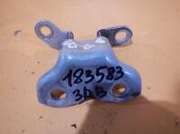 Петля двери Toyota Avensis II 2003 - 2008