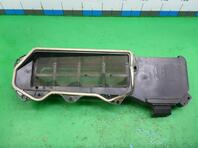 Воздухозаборник (внутри) Ford Fiesta V [Mk5] 2002 - 2008