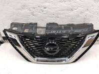 Решетка радиатора Nissan Qashqai (J11) c 2014 г.