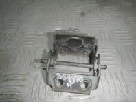 Петля двери багажника Ford Fiesta V [Mk5] 2002 - 2008