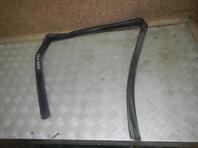 Уплотнитель стекла двери Nissan Qashqai (J10) 2006 - 2014