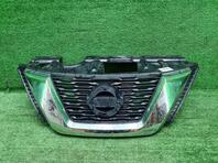 Решетка радиатора Nissan X - Trail (T32) c 2014 г.