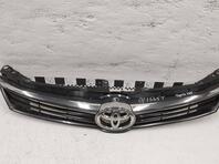 Решетка радиатора Toyota Camry VII [XV50] 2011 - 2018
