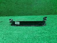 Кронштейн крепления бензобака Land Rover Discovery Sport c 2014 г.