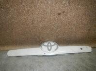 Накладка крышки багажника Toyota Camry VI [XV40] 2006 - 2011