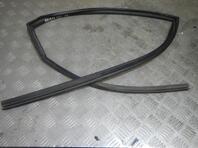 Уплотнитель стекла двери Honda CR-V III 2006 - 2012