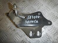 Кронштейн генератора Hyundai Sonata IV [EF] 1998 - 2012
