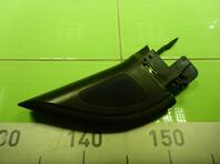 Накладка двери передней правой Volkswagen Golf V 2003 - 2009