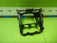 Кронштейн (кузов снаружи) Volkswagen Golf V 2003 - 2009
