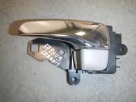 Ручка двери внутренняя левая Mitsubishi Grandis 2003 - 2011