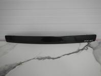 Накладка двери багажника Toyota Auris (E15) 2006 - 2012