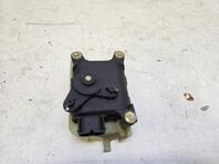 Моторчик заслонки отопителя Volkswagen Passat [B5] 2000 - 2005