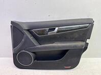 Обшивка двери передней правой Mercedes-Benz C-Klasse III W204 2006 - 2015