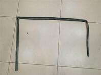 Уплотнитель стекла двери Toyota Camry VI [XV40] 2006 - 2011