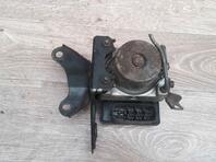 Блок управления ABS Toyota Vitz P10 1999 - 2005