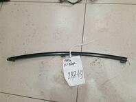 Направляющая стекла двери Toyota Auris (E15) 2006 - 2012