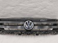 Решетка радиатора Volkswagen Tiguan I 2007 - 2016