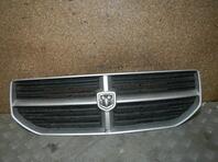 Решетка радиатора Dodge Caliber 2006 - 2011