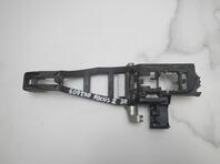 Кронштейн ручки Ford Focus II 2005 - 2011