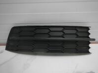 Решетка в бампер Skoda Rapid I 2012 - 2020