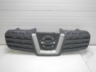 Решетка радиатора Nissan Qashqai (J10) 2006 - 2014