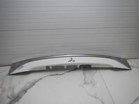 Накладка двери багажника Mitsubishi Outlander III 2012 - 2024