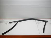 Уплотнитель стекла двери Skoda Fabia II 2007 - 2014