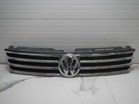 Решетка радиатора Volkswagen Touareg II 2010 - н.в.