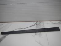 Молдинг двери передней левой Lada Vesta 2015 - н.в.