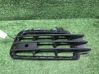 Решетка в бампер Volkswagen Touareg II 2010 - н.в.