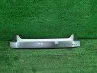 Накладка бампера переднего Toyota HiAce (H200) 2004 - н.в.