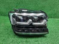 Фара правая Volkswagen Teramont I 2017 - 2023