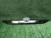 Накладка крышки багажника Toyota Camry VII [XV50] 2011 - 2018