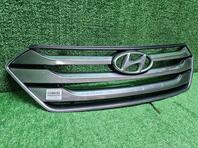 Решетка радиатора Hyundai Santa Fe III 2012 - 2018